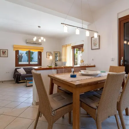 Rania - Porto Hydra Villa